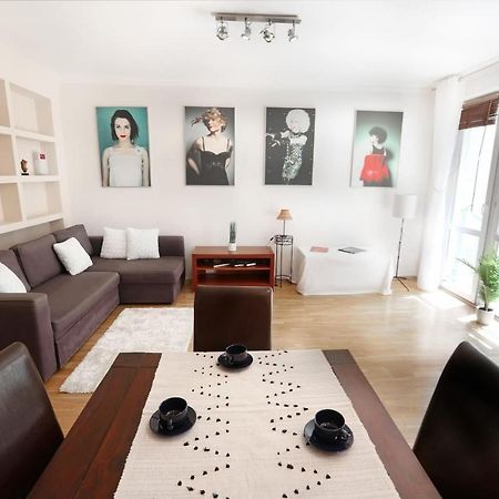 Cosy And Bright- Golden Apartments- Old Town Warsawa Bagian luar foto
